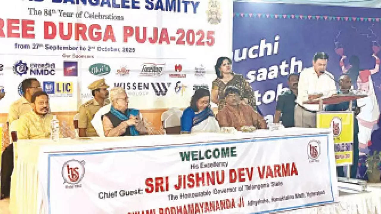 Over 100,000 people join Hyderabad Bangalee Samity’s Durga Puja festival