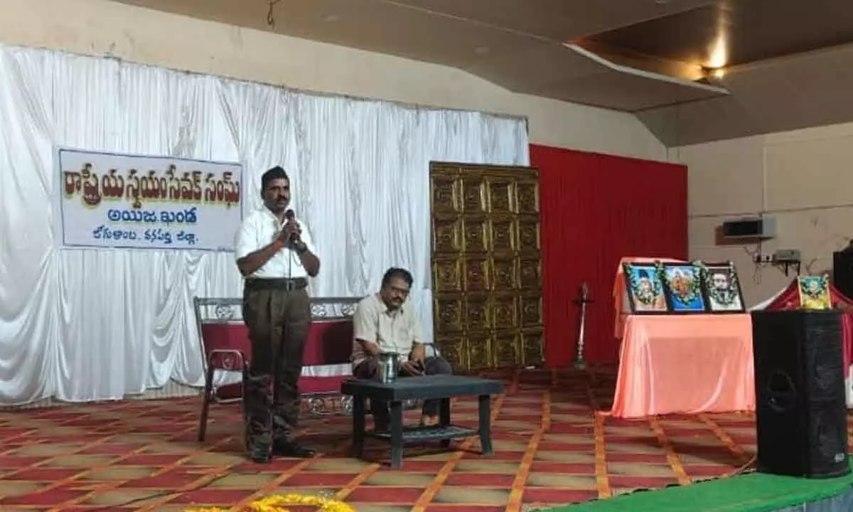 RSS Celebrates 100 Years of Service and Unity at Vijayadashami Festival 2025