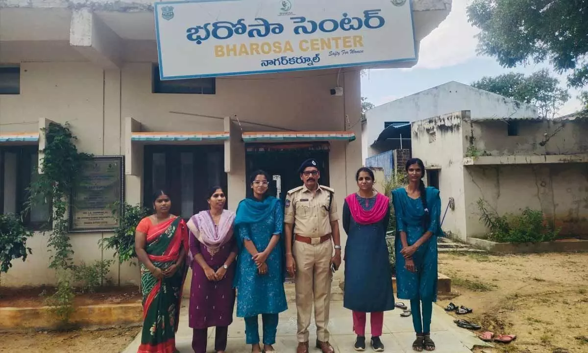 SP Venkateswarlu Visits Bharosa Center