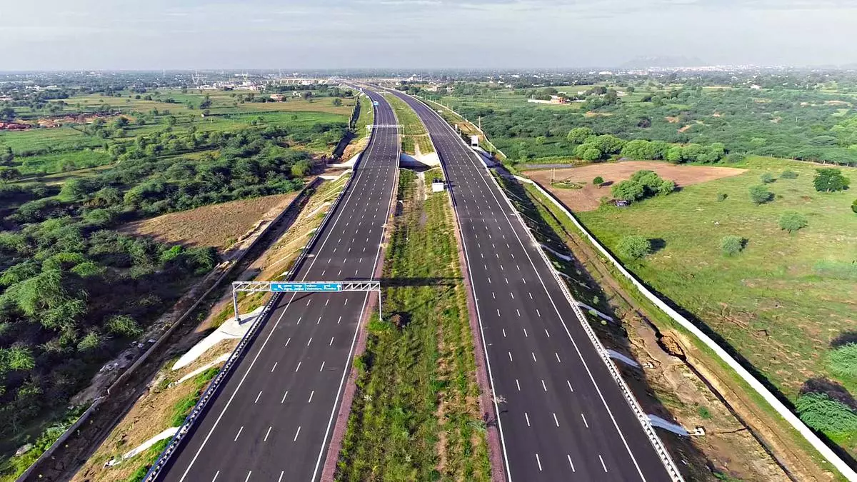 Hyderabad-Bengaluru High-Speed Corridor: 576 km Greenfield Highway to Cut Travel Time to 5 Hours