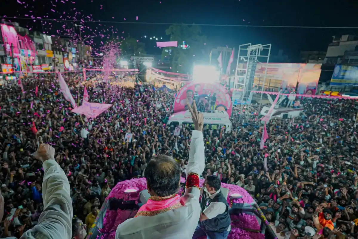 All Colors Will Fade When Telangana’s Boss Steps In, Says BRS Workers