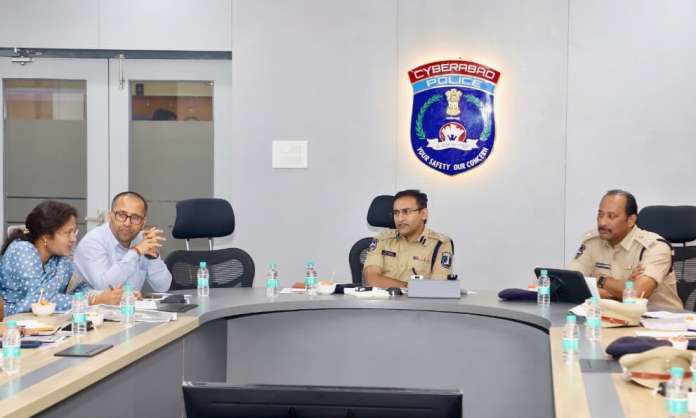 Cyberabad Traffic Police, HMDA Meet to Improve Roads and Safety