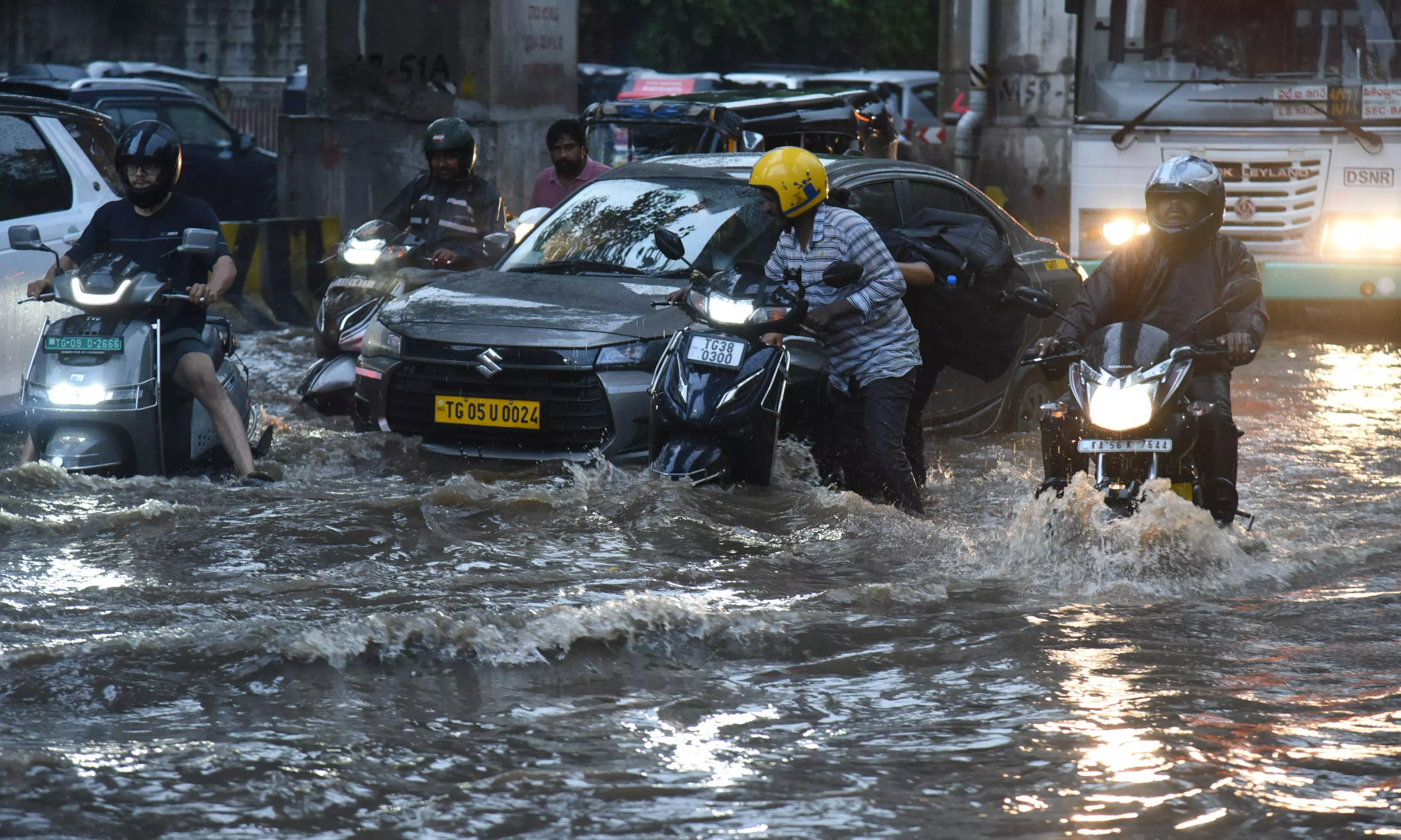 Heavy rains coming to Telangana due to weather system