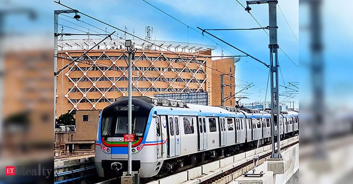 Hyderabad metro changes schedule, last train now at 11 pm