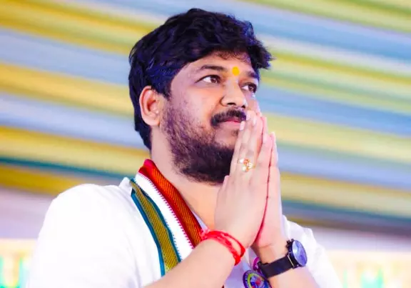 Jubilee Hills Bypoll: Not So Easy Cake Walk For Naveen Yadav As Surveys Suggest