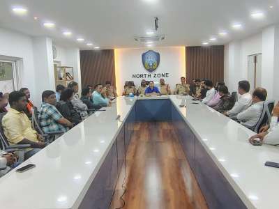 Hyderabad Police Issue Strict Security Guidelines to Jewellery and Electronics Stores