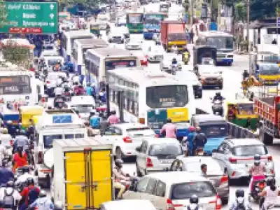 Traffic Moves Slowly Near Mehidipatnam Due to Road Construction