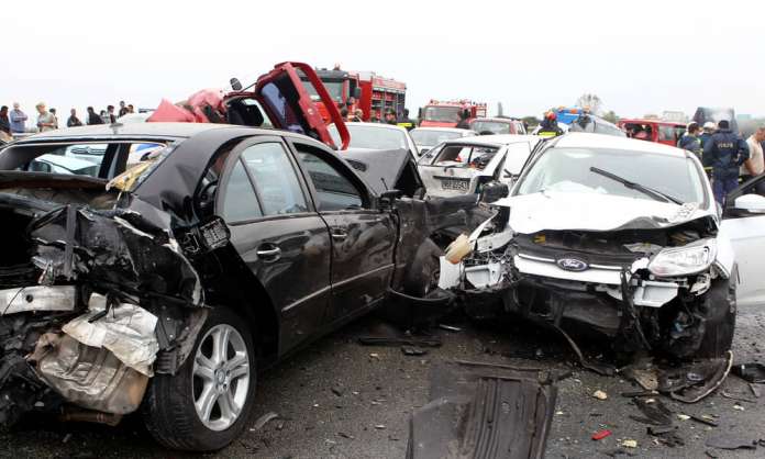 Big accident leads to multiple car crash in Hyderabad