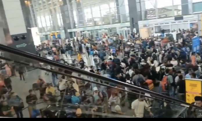 Chaos at Hyderabad Airport as IndiGo Cancels 69 Flights on Fourth Consecutive Day