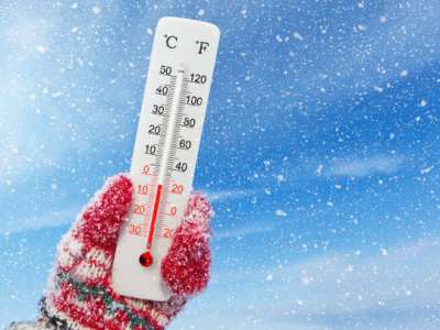 Hyderabad Cold Wave Intensifies: Temperature Drops to 9.3°C at University Campus
