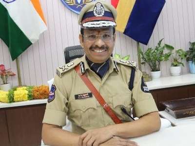Hyderabad Police Chief Sajjanar Warns: Take Cab or Face Jail This New Year