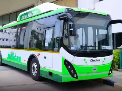 Hyderabad to Run Metro and City Buses Until 2 AM as Part of ‘Night Time Capital’ Vision