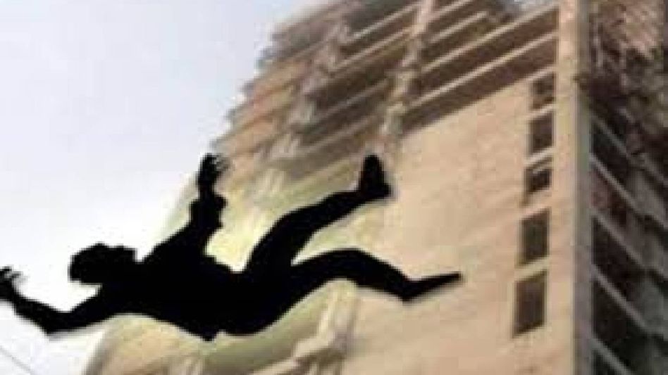Hyderabad woman dies after falling while trying to escape father with boyfriend