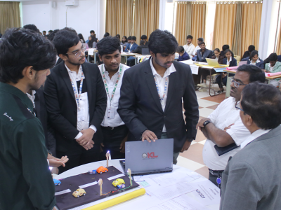 KLH Aziz Nagar Students Showcase Innovation at IDEA Expo 2025