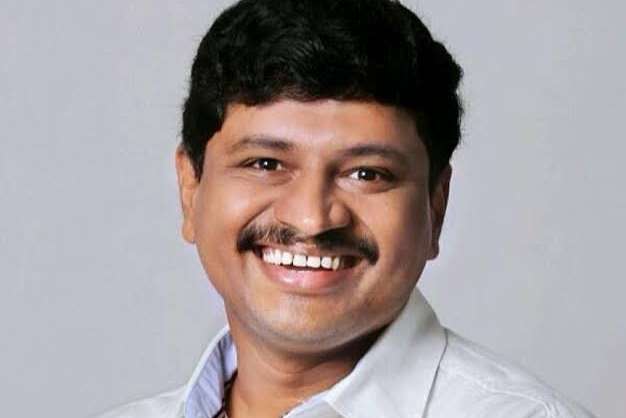 BRS Leader Santosh Kumar Issued Notice by SIT in Phone Tapping Case