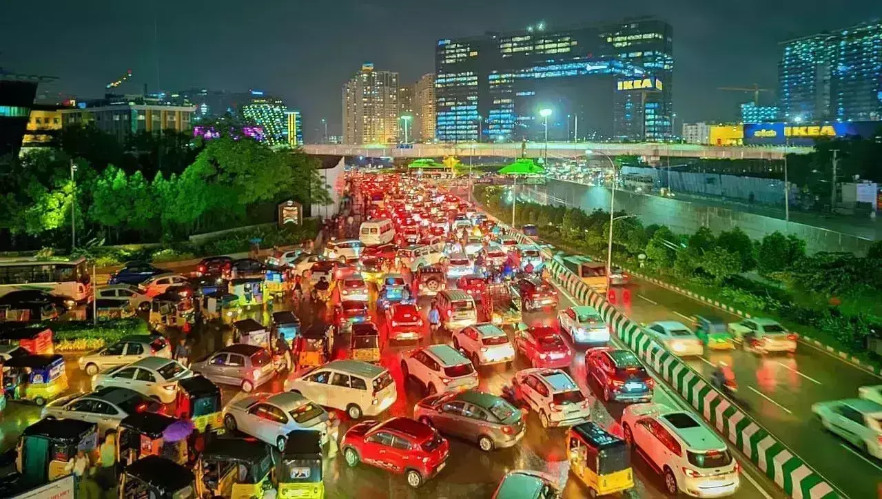 Hyderabad Ranks 47th Globally in Traffic Congestion: TomTom Traffic Index 2025