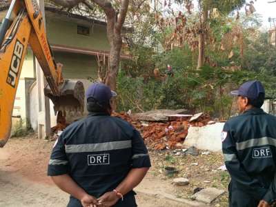 HYDRA Clears Encroachments at Shamirpet and Gachibowli, Protects Park and Restores Road Access