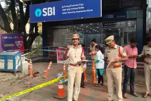 Man Shot in Koti Robbery