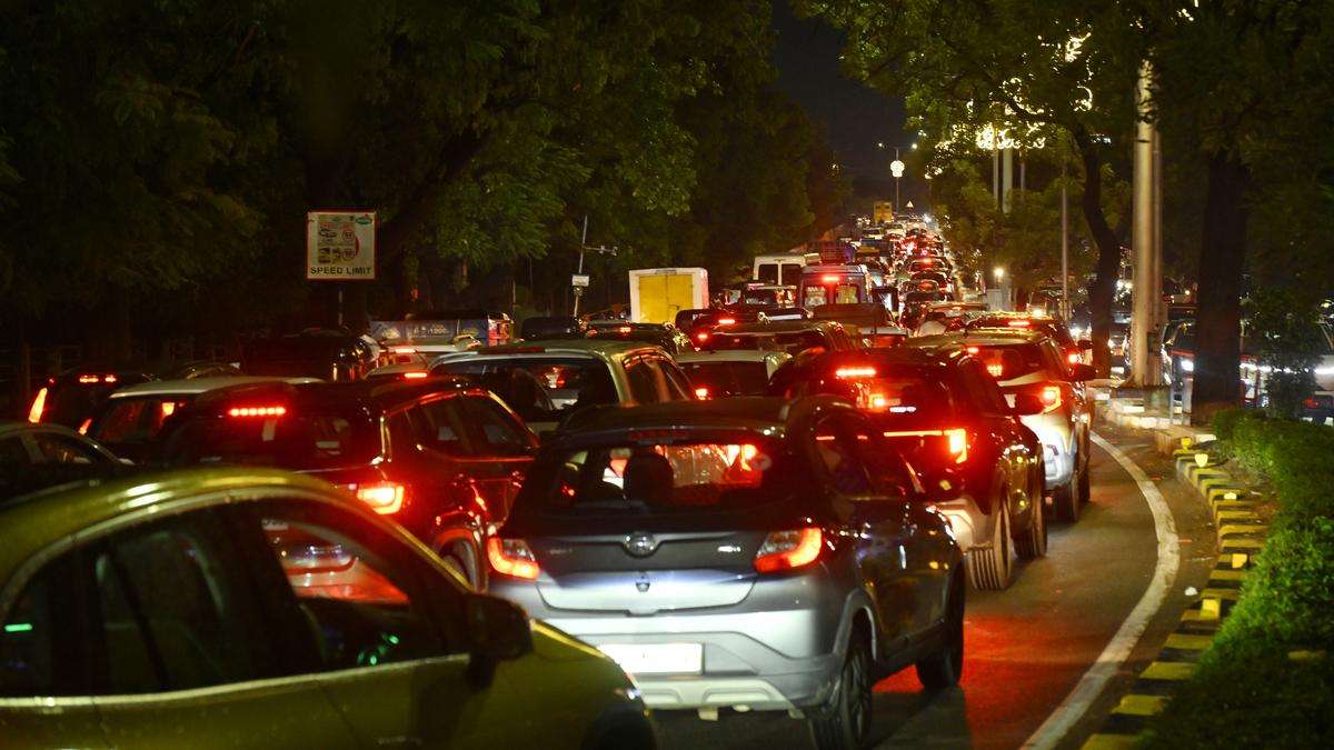 Traffic Chaos Returns to Nanal Nagar Junction After Sankranti Holiday Break