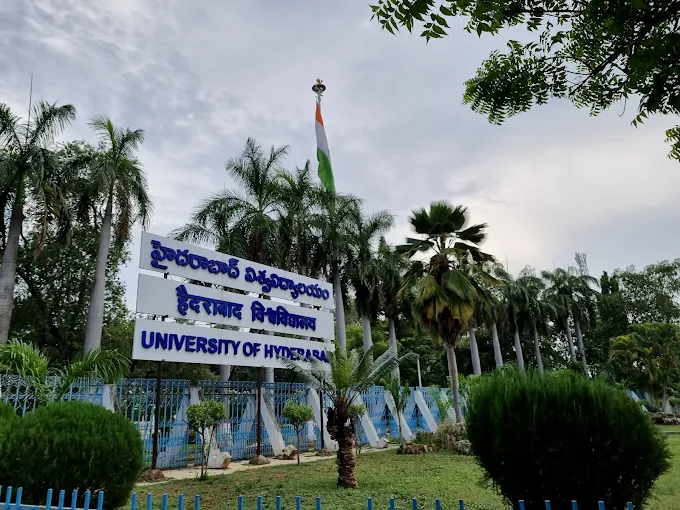 Thieves steal 50 laptops from Hyderabad University