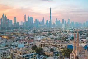 Flights Resume in UAE Following Missile Attacks; Thousands Still Stranded