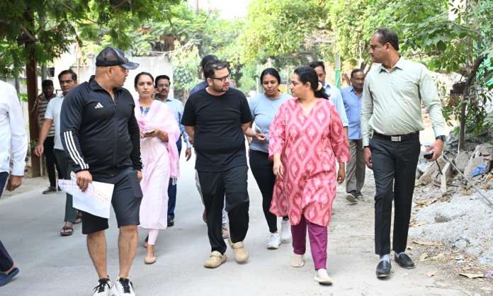 Cyberabad Municipal Commissioner Inspects Kavuri Hills and Kakatiya Hills, Reviews Civic Amenities