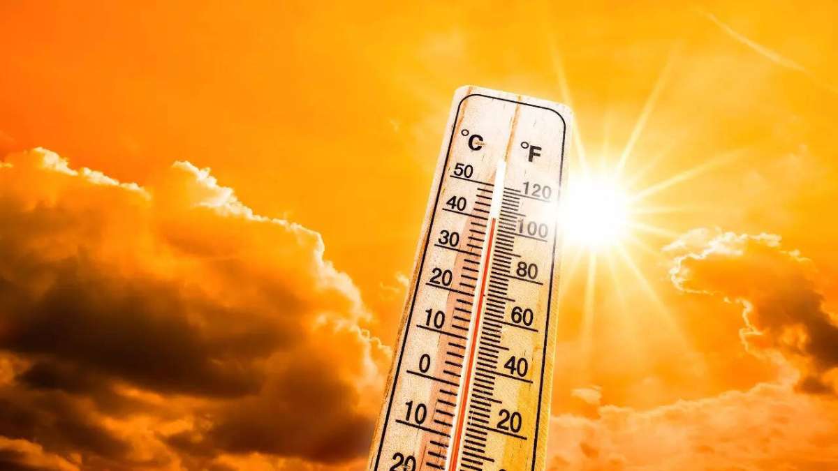 Heatwave Alert Issued for Telangana as Temperatures Set to Soar Above 44°C