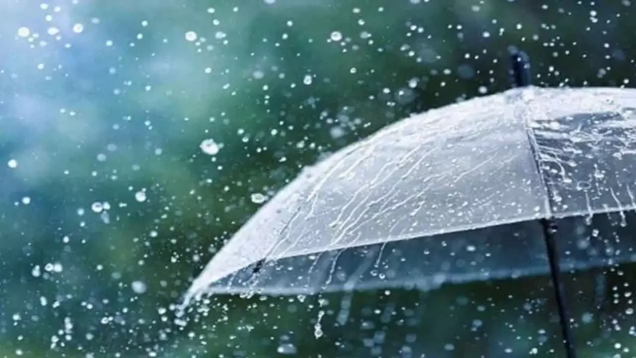 Thunderstorm Alert: Hyderabad Areas Including Gachibowli, Kukatpally Face Heavy Rain in Next Hour