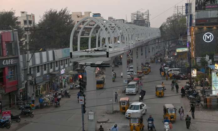 Traffic Diversions at Mehdipatnam for Skywalk Construction on April 10-11