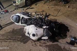 5 Killed as Speeding Bike Crashes into Car in Mahabubnagar