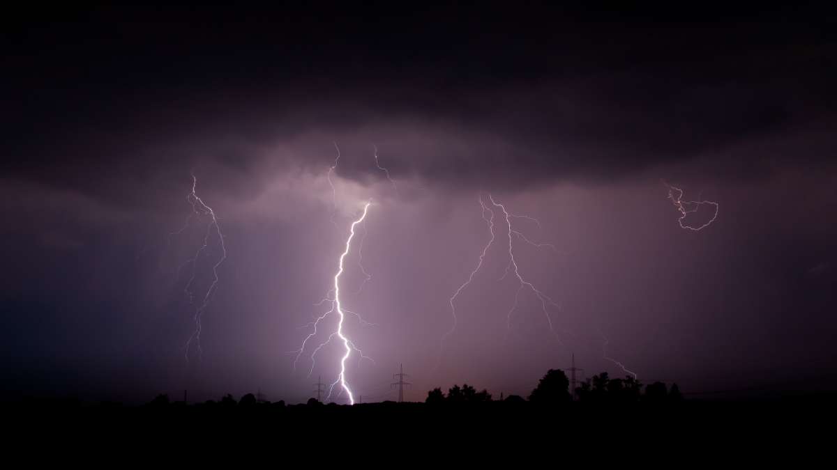 Intense Thunderstorm Warning Issued for North, Central, East Telangana Today