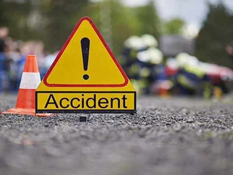 Newlywed woman dies in road accident in Hyderabad