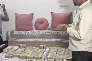 ACB Raids Deputy Director of Lands & Survey in Hyderabad, Seizes ₹32 Lakh Cash