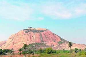 Bhongir Fort to Get ₹56.81 Crore Makeover with Ropeway and Modern Amenities Under Swadesh Darshan 2.0
