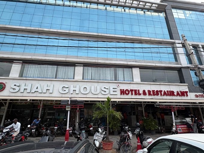 Shah Gouse Restaurant in Gachibowli Receives Improvement Notice After Food Safety Inspection