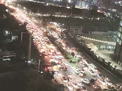 Cyberabad Police Asks IT Companies to Begin Staggered Early Logouts from 3:30 PM Amid Heavy Rain Alert