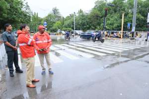 Hyderabad Police Commissioner Advises Citizens to Stay Alert Amid Heavy Rains