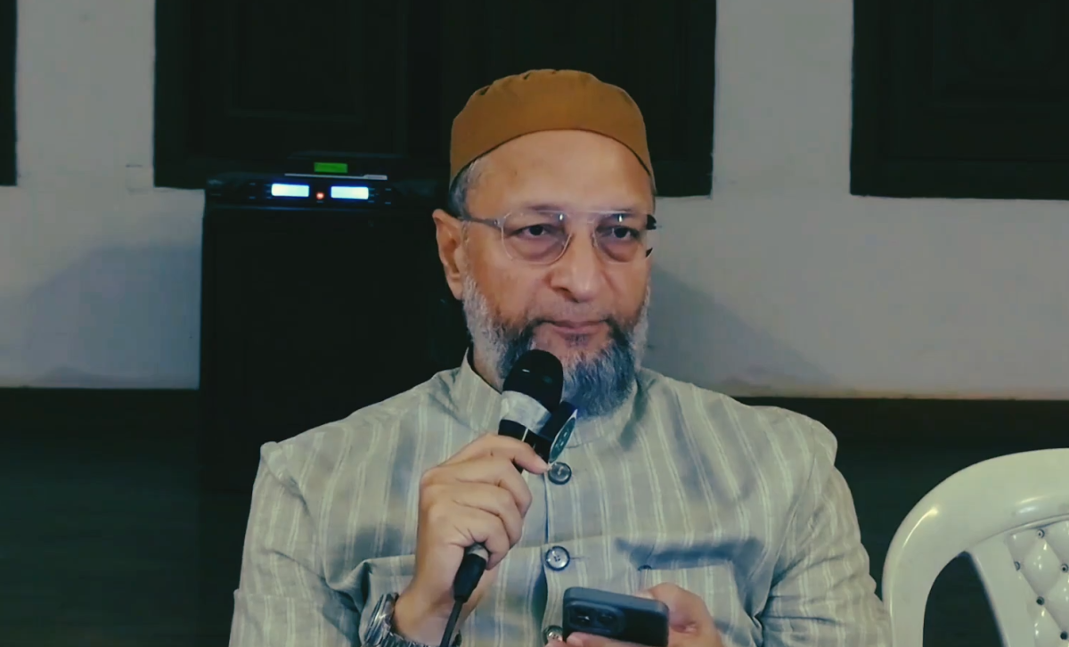Submit Enumeration Forms Even Without Documents, Says Asaduddin Owaisi; AIMIM Legal Team to Assist with Notices