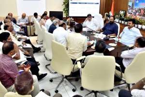 Uttam Kumar Reddy Orders Swift Action to Secure Environmental Clearances for Four Major Irrigation Projects