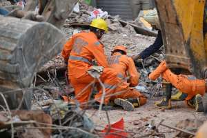 Delhi Building Collapse: Six Dead as Rescue Operations Continue in Satya Niketan