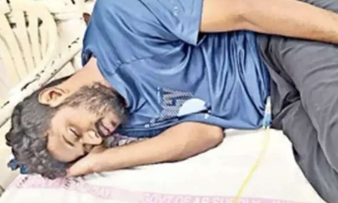 Boyfriend Ravi Teja Drinks Floor Cleaner After Girlfriend Nikhita’s Suspicious Death in Madhapur OYO