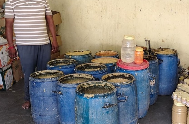 Hyderabad Police Seize 730 kg Adulterated Ginger-Garlic Paste in Hayathnagar Raid