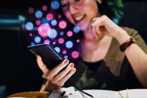 Woman Loses ₹3.35 Crore in Tinder Dating App Investment Scam