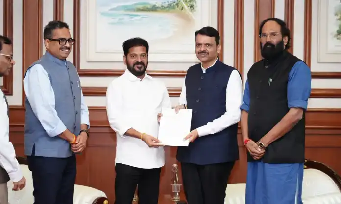 CM Revanth Reddy Meets Fadnavis In Mumbai, Seeks Higher Tummidihetti Barrage Height Of 152 Metres