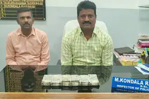 Hyderabad: ACB Catches Mirchowk Inspector Kondal Rao And Home Guard Abid Ali Taking Bribe
