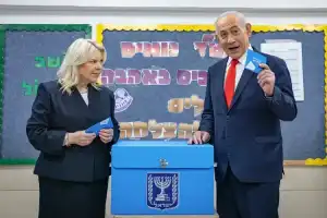 Israel Election Deadlock: Netanyahu And Eisenkot Both Miss 61 Seats, Exit Polls Show